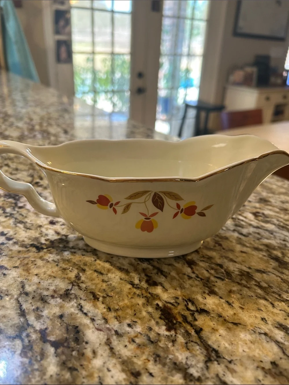 Vintage Hall Jewel Tea Autumn Leaf 